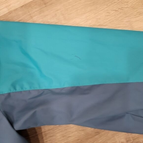 L.L.BEAN Blue Coat  - Picture 10 of 12